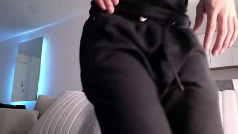 phantom_bigger1 online show from 01/13/26, 02:00