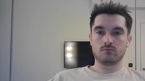 Snapshot of philborison chatting on 02/14/25, 04:37 PhilipBorison online show from 02/14/25, 04:37