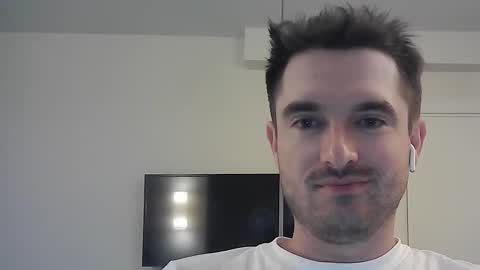 Snapshot of philborison chatting on 09/22/25, 05:31 PhilipBorison online show from 09/22/25, 05:31