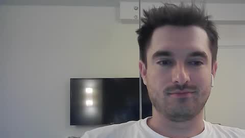 Snapshot of philborison chatting on 10/01/25, 04:51 PhilipBorison online show from 10/01/25, 04:51