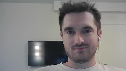 Snapshot of philborison chatting on 10/02/25, 04:52 PhilipBorison online show from 10/02/25, 04:52