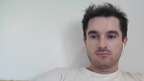 Snapshot of philborison chatting on 10/18/25, 01:45 PhilipBorison online show from 10/18/25, 01:45