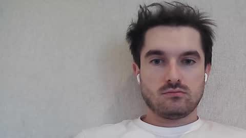 Snapshot of philborison chatting on 11/19/25, 01:22 PhilipBorison online show from 11/19/25, 01:22