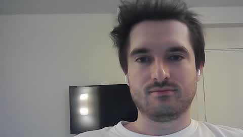 Snapshot of philborison chatting on 12/20/25, 05:25 PhilipBorison online show from 12/20/25, 05:25