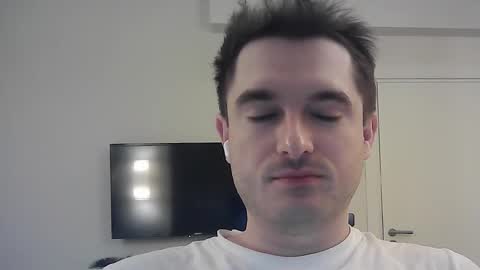 Snapshot of philborison chatting on 01/07/26, 04:48 PhilipBorison online show from 01/07/26, 04:48