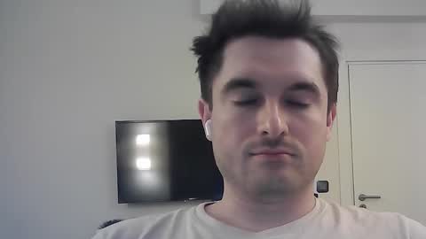 Snapshot of philborison chatting on 01/16/26, 01:48 PhilipBorison online show from 01/16/26, 01:48