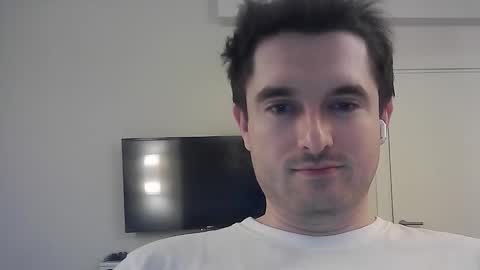 Snapshot of philborison chatting on 02/02/26, 02:16 PhilipBorison online show from 02/02/26, 02:16