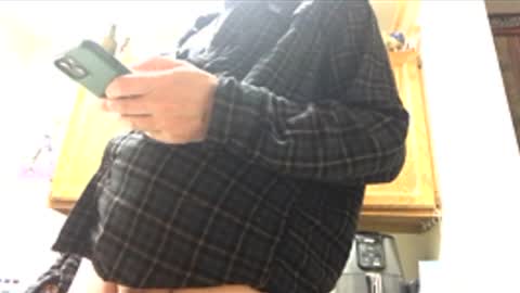 Phil online show from 05/02/26, 01:21