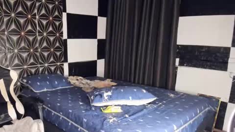 AJ online show from 02/14/25, 04:20