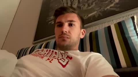 Snapshot of philip0512 chatting on 05/11/26, 10:18 philip0512 online show from 05/11/26, 10:18