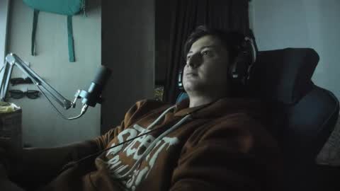 Snapshot of philip_dj chatting on 01/09/26, 06:49 philip_dj online show from 01/09/26, 06:49