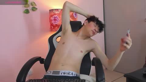 PHILLIP online show from 03/15/26, 05:57