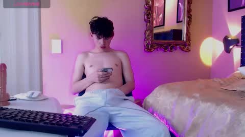 PHILLIP online show from 03/26/26, 08:47