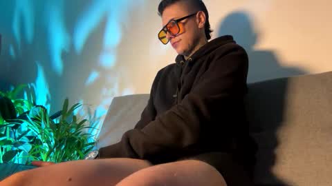 PHILLIP online show from 04/14/26, 12:22