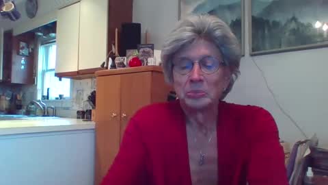 Snapshot of phillipa1023 chatting on 12/18/24, 04:28 phillipa online show from 12/18/24, 04:28