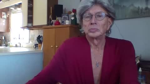 Snapshot of phillipa1023 chatting on 01/27/25, 05:04 phillipa online show from 01/27/25, 05:04