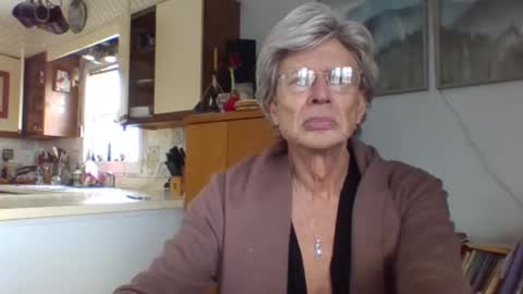 Snapshot of phillipa1023 chatting on 03/02/25, 04:32 phillipa online show from 03/02/25, 04:32