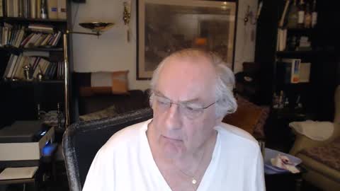 Snapshot of philoumis2 chatting on 01/28/25, 11:50 Philippe online show from 01/28/25, 11:50