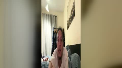 Everyday-Weird online show from 06/27/26, 02:05