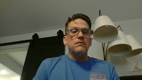 philuup225694 online show from 03/30/26, 03:02
