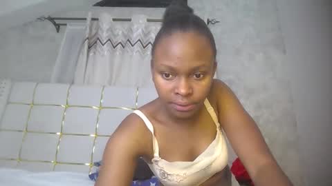 phoebe online show from 02/17/26, 07:09