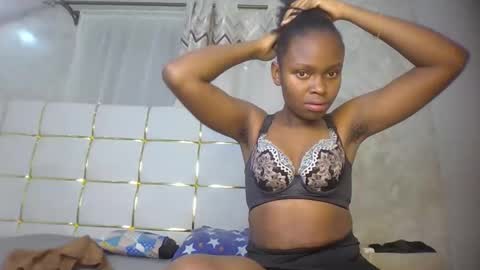 phoebe online show from 02/22/26, 07:01