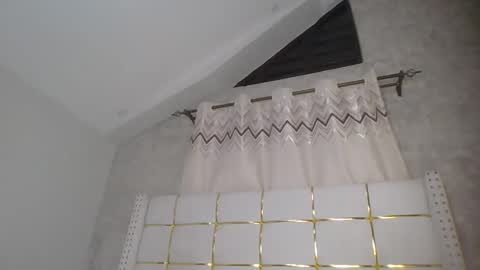 phoebe online show from 03/02/26, 08:26