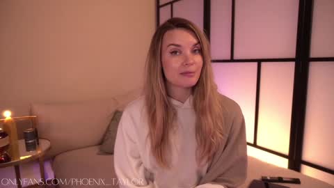 Snapshot of phoenix_taylor chatting on 01/07/25, 02:10 PHOENIX TAYLOR online show from 01/07/25, 02:10