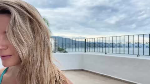 Snapshot of phoenix_taylor chatting on 10/06/25, 02:47 PHOENIX TAYLOR online show from 10/06/25, 02:47