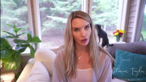 PHOENIX TAYLOR online show from 05/02/26, 11:54