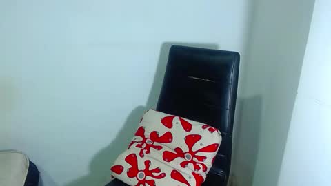 AdnierGnz online show from 01/25/25, 06:24