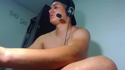 AdnierGnz online show from 03/09/25, 07:26