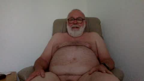 Snapshot of phozzagain chatting on 06/18/26, 08:24 phozzagain online show from 06/18/26, 08:24
