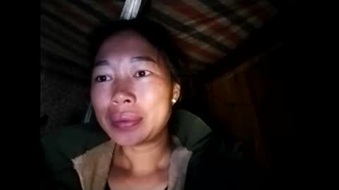 phuong_vietnam online show from 04/01/26, 11:57