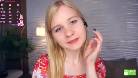 Snapshot of phyllisearney chatting on 09/18/25, 06:15 Hann G. Jones online show from 09/18/25, 06:15
