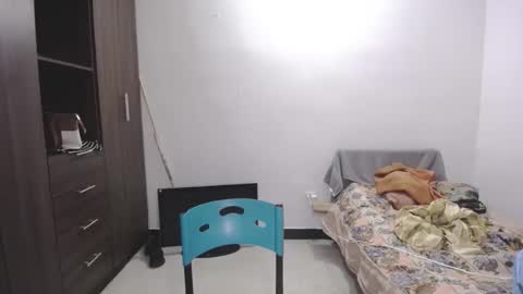 izzy online show from 03/04/26, 12:16