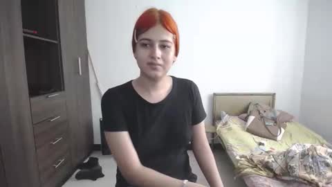 izzy online show from 03/12/26, 07:20