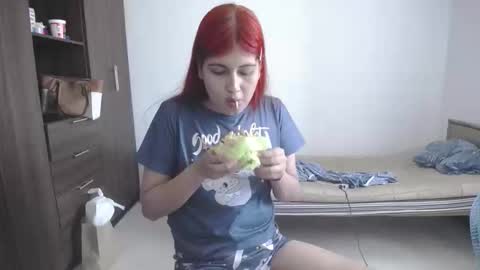 izzy online show from 03/21/26, 07:06