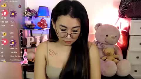 Pia online show from 01/25/25, 10:39