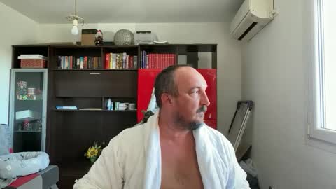 Snapshot of picard256 chatting on 04/11/26, 08:51 picard256 online show from 04/11/26, 08:51