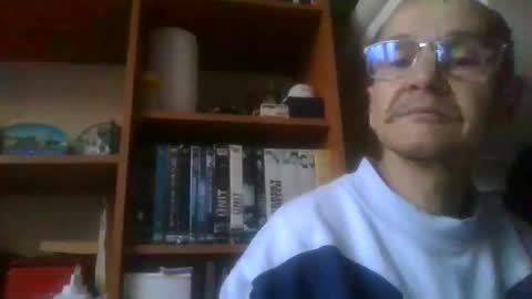 pichoun71 online show from 12/08/24, 07:37