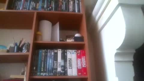 pichoun71 online show from 12/30/24, 11:04