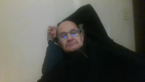 pichoun71 online show from 01/01/25, 05:00