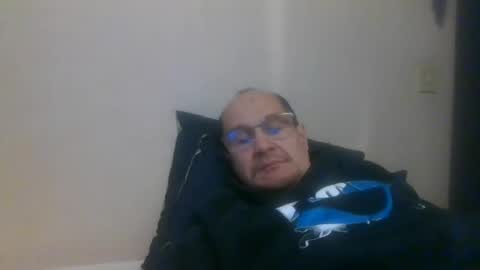 pichoun71 online show from 01/04/25, 08:06