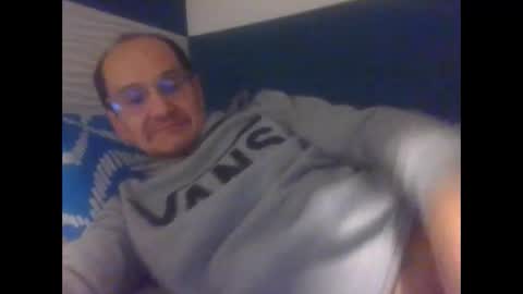 pichoun71 online show from 02/17/25, 06:26