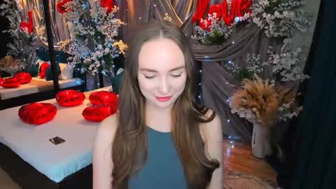 Emelie online show from 02/18/25, 09:20