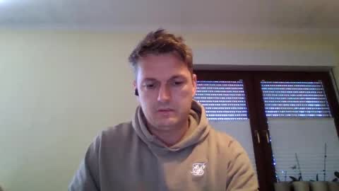 piercingsxxx online show from 04/25/26, 12:30