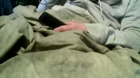 Snapshot of pierke34 chatting on 10/30/25, 04:25 Pierke online show from 10/30/25, 04:25