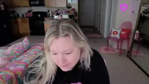 Snapshot of piggyrose chatting on 08/02/26, 02:48 Piggy Rose online show from 08/02/26, 02:48