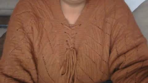 pihu59933 online show from 11/12/25, 10:04